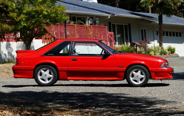 1993 Ford Mustang GT PREMIUM - photo 2