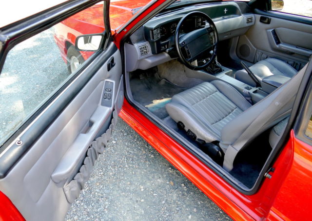 1993 Ford Mustang GT PREMIUM - photo 5