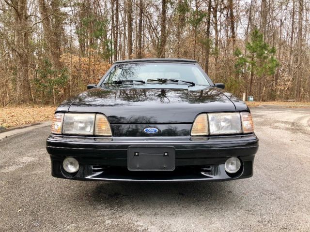 1993 Ford Mustang GT - photo 4