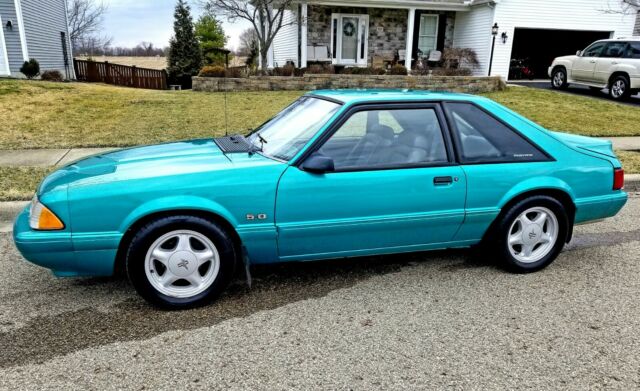 1993 Mustang LX 5.0 hatchback Mint Condition!!! 1993 Ford Mustang LX