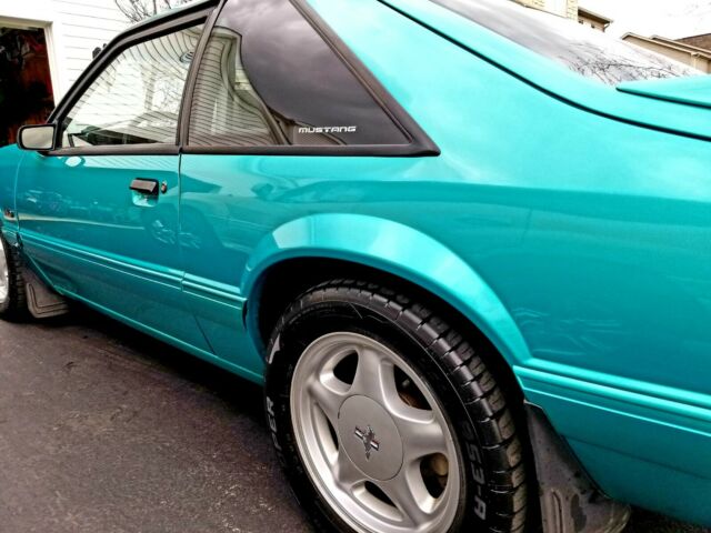 1993 Ford Mustang LX - photo 2
