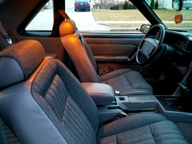 1993 Ford Mustang LX - photo 8