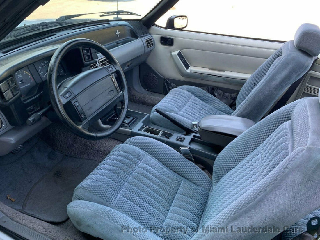 1993 Ford Mustang LX 5.0L Convertible - photo 11