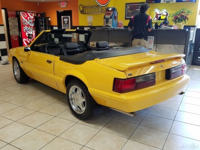 1993 Ford Mustang LX - photo 3