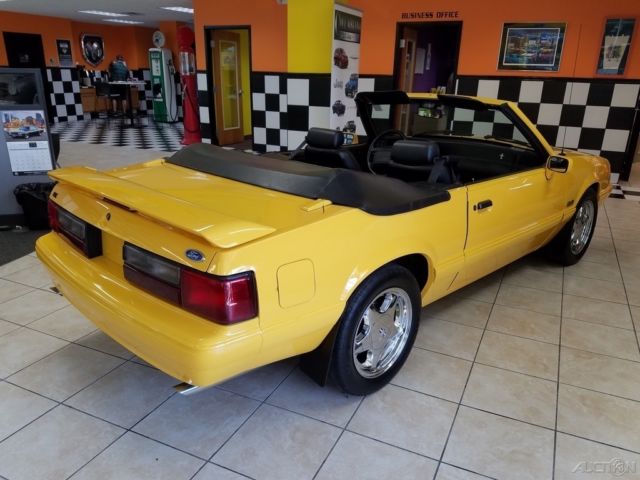 1993 Ford Mustang LX - photo 5