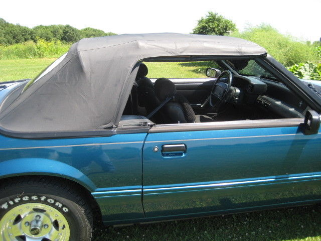 1993 Ford Mustang - photo 12