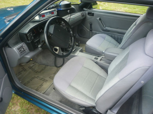 1993 Ford Mustang LX COUPE - photo 4