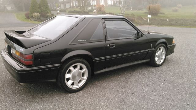 1993 Ford Mustang - photo 2
