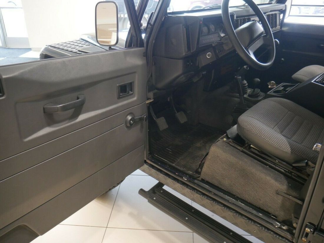 1993 Land Rover Defender - photo 10