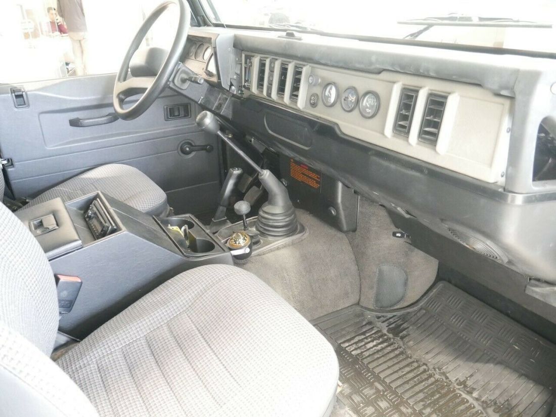1993 Land Rover Defender - photo 11