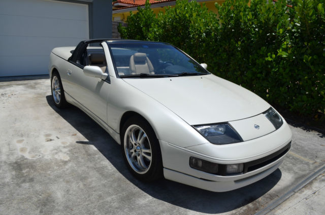 1993 Nissan 300ZX Base Convertible 2-Door 3.0L 1993 Nissan 300ZX