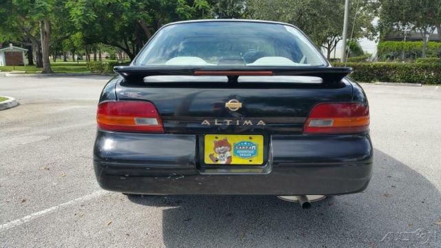 1993 Nissan Altima XE - photo 9