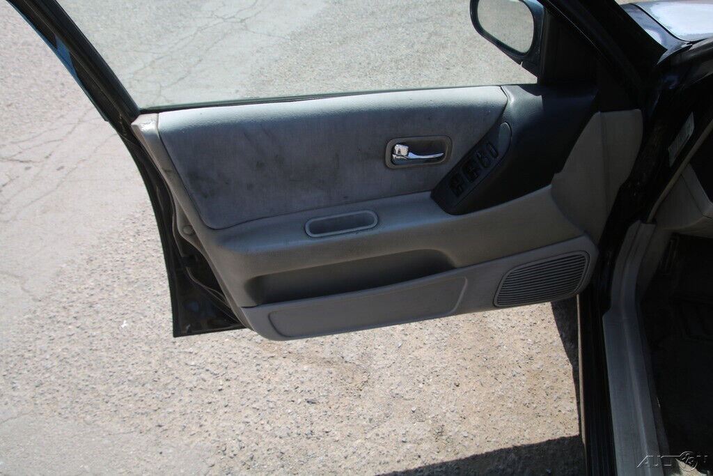 1993 Nissan Altima GXE - photo 12
