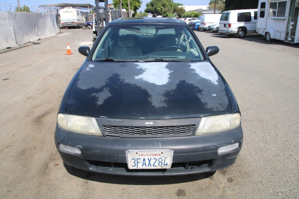 1993 Nissan Altima GXE - photo 9