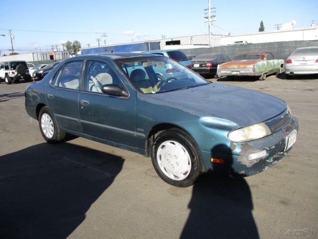1993 Nissan Altima GXE - photo 5