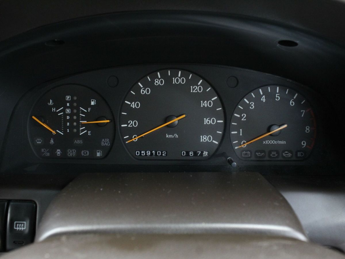 1993 Nissan Cedric - photo 12