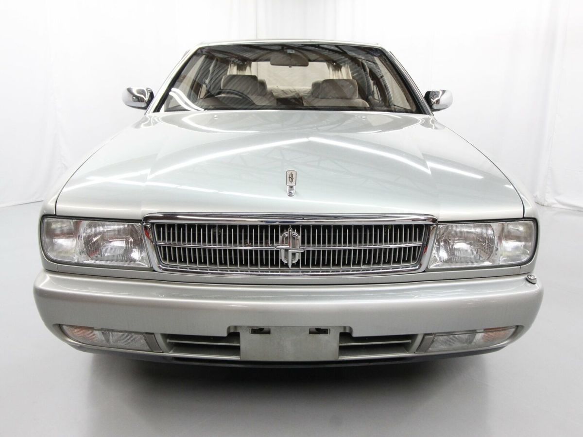 1993 Nissan Cedric - photo 2