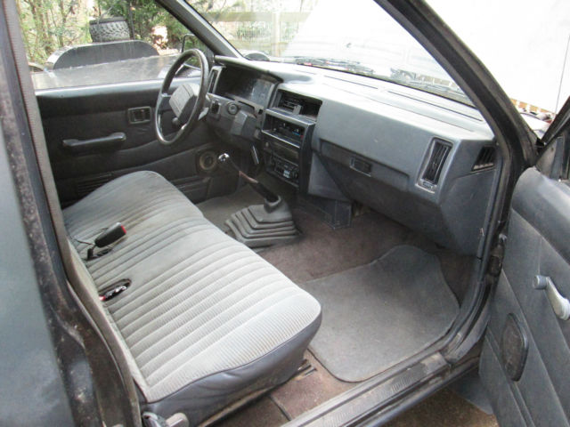 1993 Nissan Hardbody - photo 11