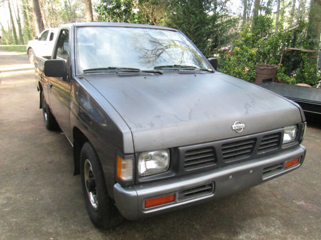 1993 Nissan Hardbody - photo 2