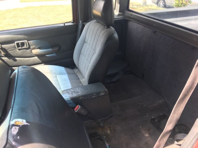 1993 Nissan Other Pickups - photo 7