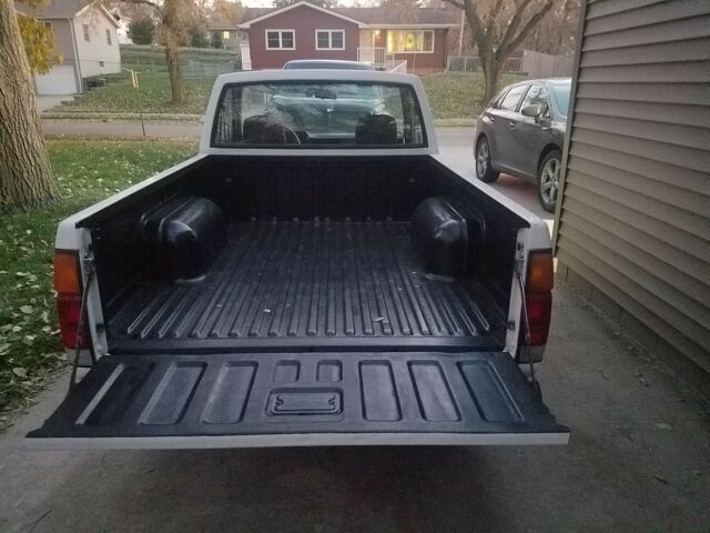 1993 Nissan Other Pickups - photo 5