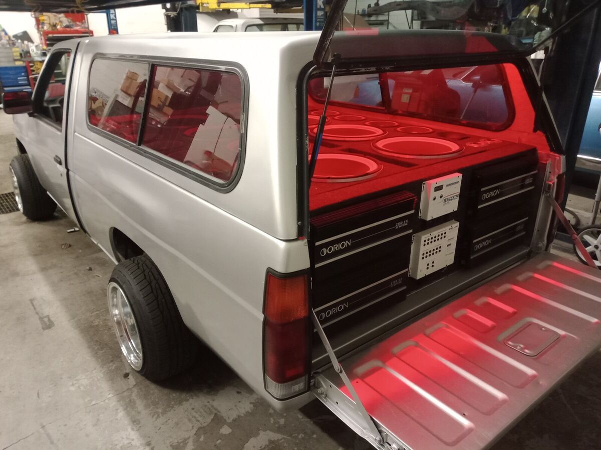1993 Nissan Other Pickups - photo 5