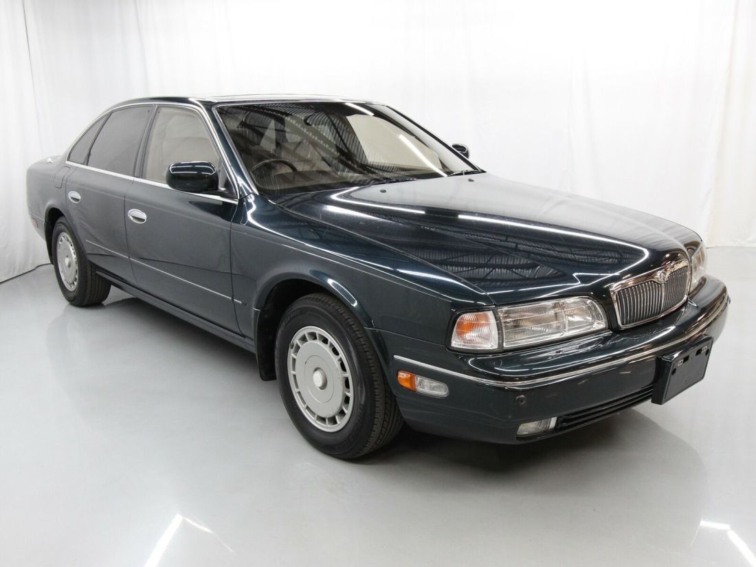 1993 Nissan Infiniti Q45 - photo 2