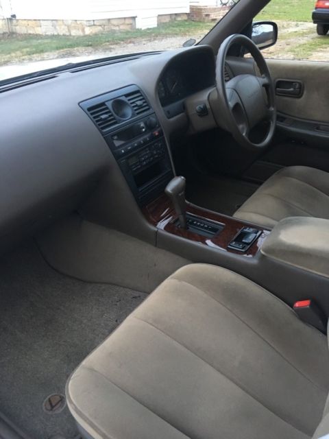 1993 Nissan Laurel Medalist 60th Anniversary Edition - photo 12