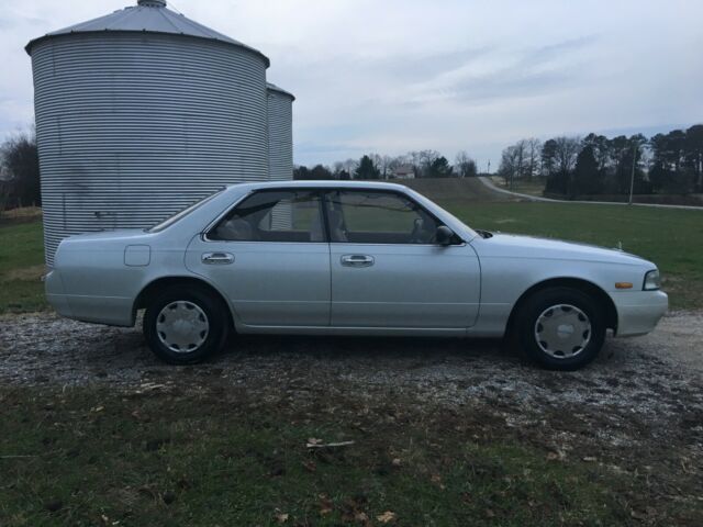 1993 Nissan Laurel Medalist - photo 5