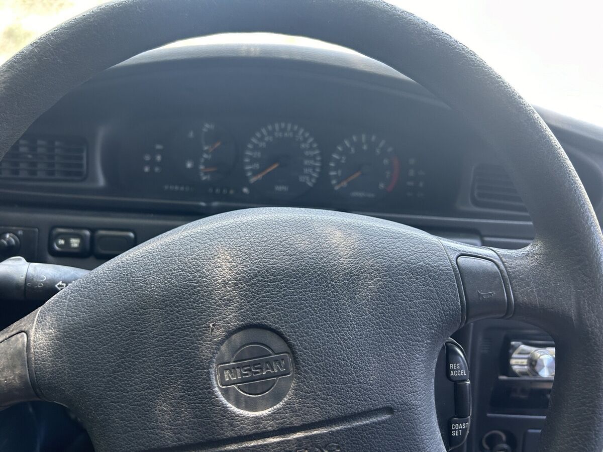 1993 Nissan Maxima GXE - photo 11