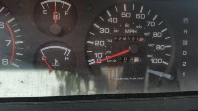 1993 Nissan Pathfinder XE - photo 6