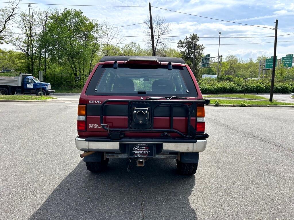 1993 Nissan Pathfinder XE 4-door 4WD - photo 5