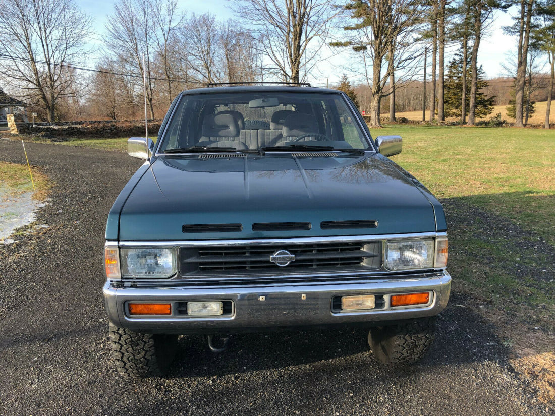 1993 Nissan Pathfinder - photo 2