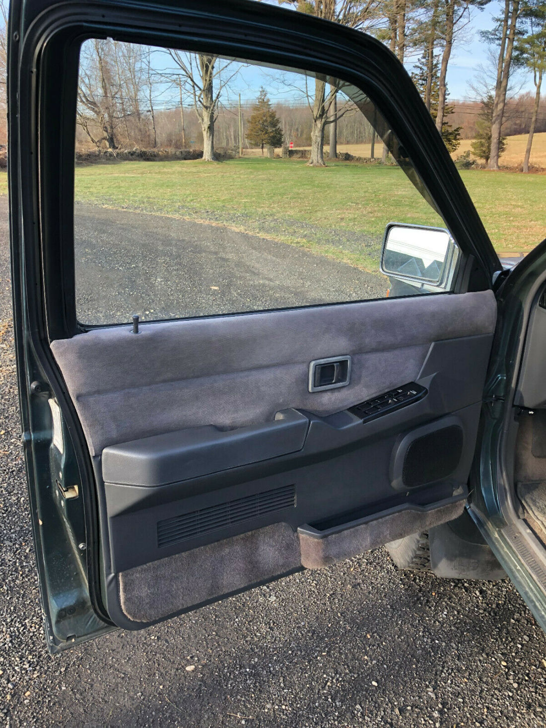 1993 Nissan Pathfinder - photo 8