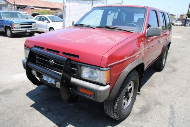 1993 Nissan Pathfinder XE 4WD Automatic 6 Cylinder NO RESERVE 1993 Nissan Pathfinder XE 4WD