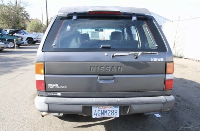 1993 Nissan Pathfinder - photo 4