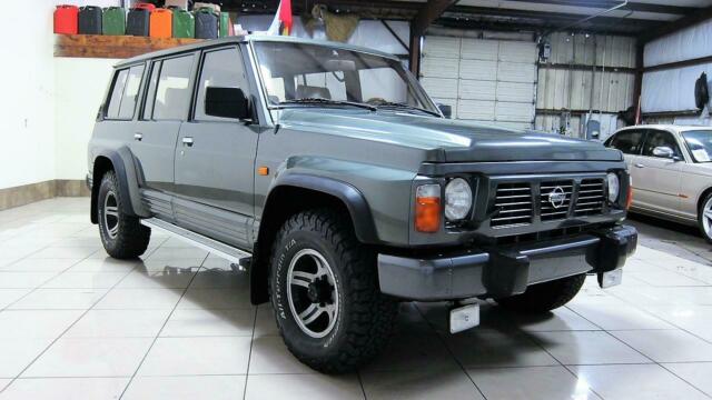 1993 Nissan Other 4WD - photo 2