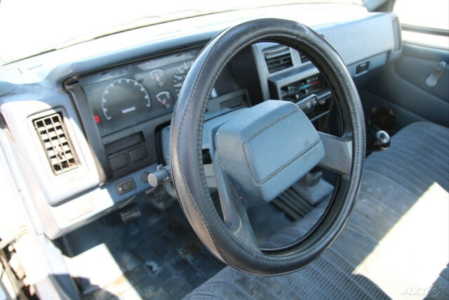 1993 Nissan Other Pickups - photo 10