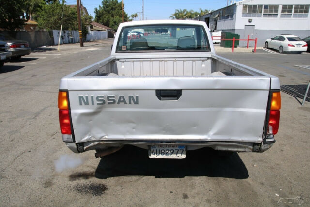 1993 Nissan Other Pickups - photo 3