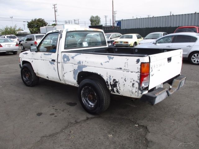1993 Nissan Other Pickups - photo 3