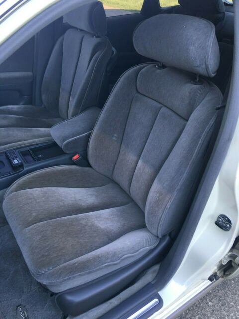 1993 Nissan President JS - photo 6
