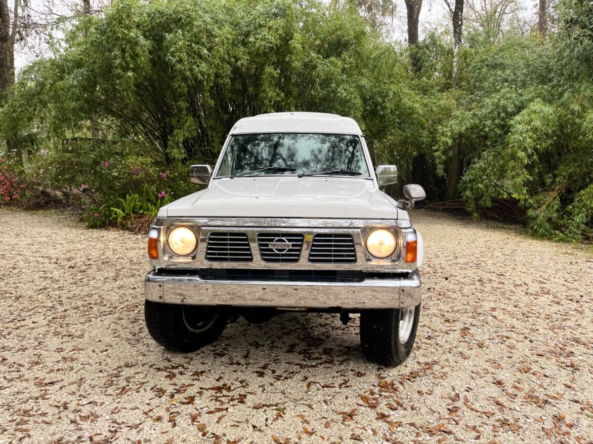1993 Nissan Safari - photo 2