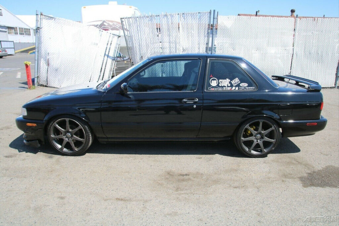 1993 Nissan Sentra SE-R - photo 2