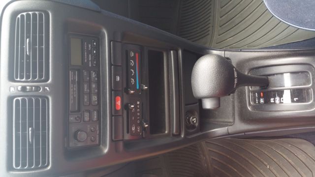 1993 Nissan Sentra XE - photo 5