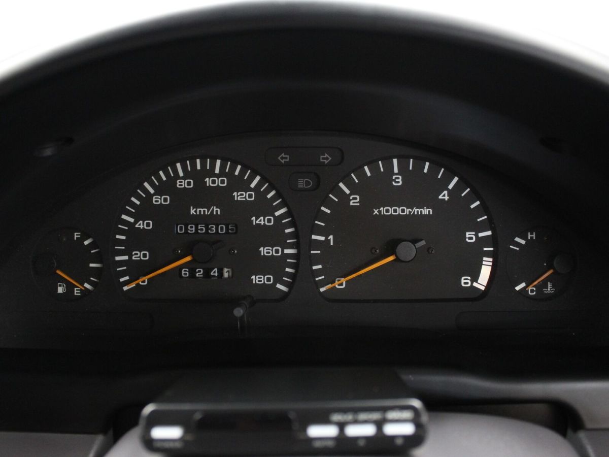 1993 Nissan Serena FX Rio - photo 11