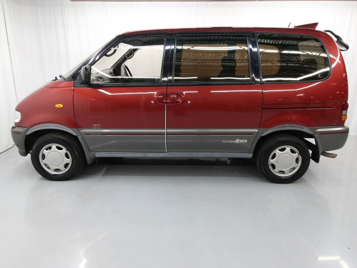 1993 Nissan Serena FX Rio - photo 4