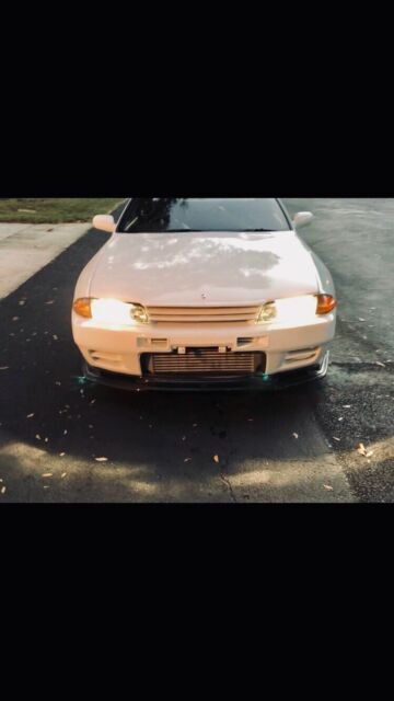 1993 Nissan Skyline GT-R - photo 2