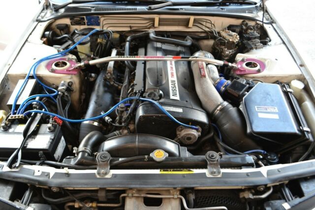 1993 Nissan GT-R - photo 12
