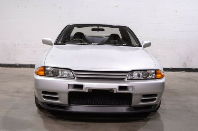 1993 Nissan GT-R - photo 2
