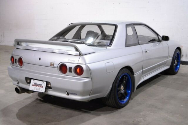 1993 Nissan GT-R - photo 5